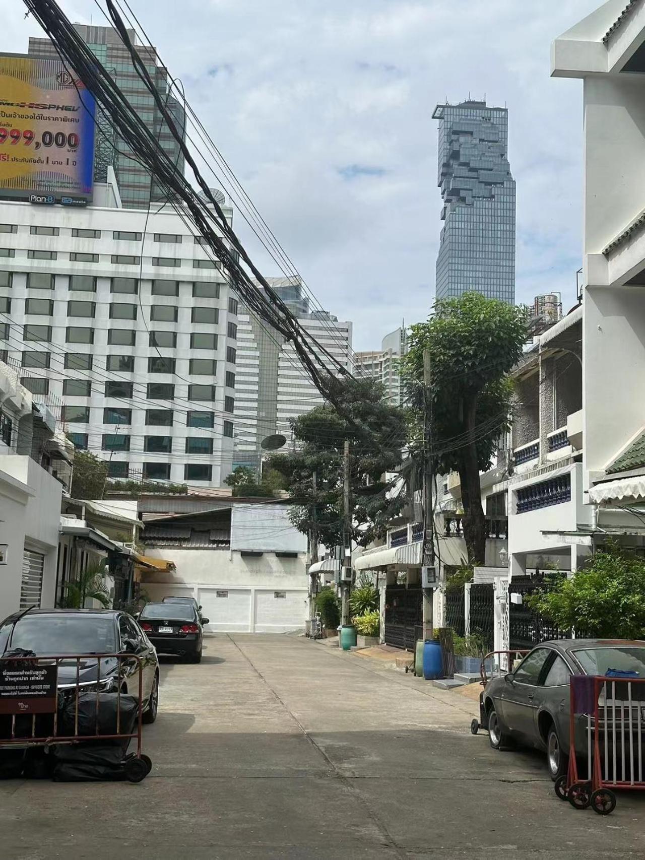 The Cute Silom Hostel Bangkok Esterno foto